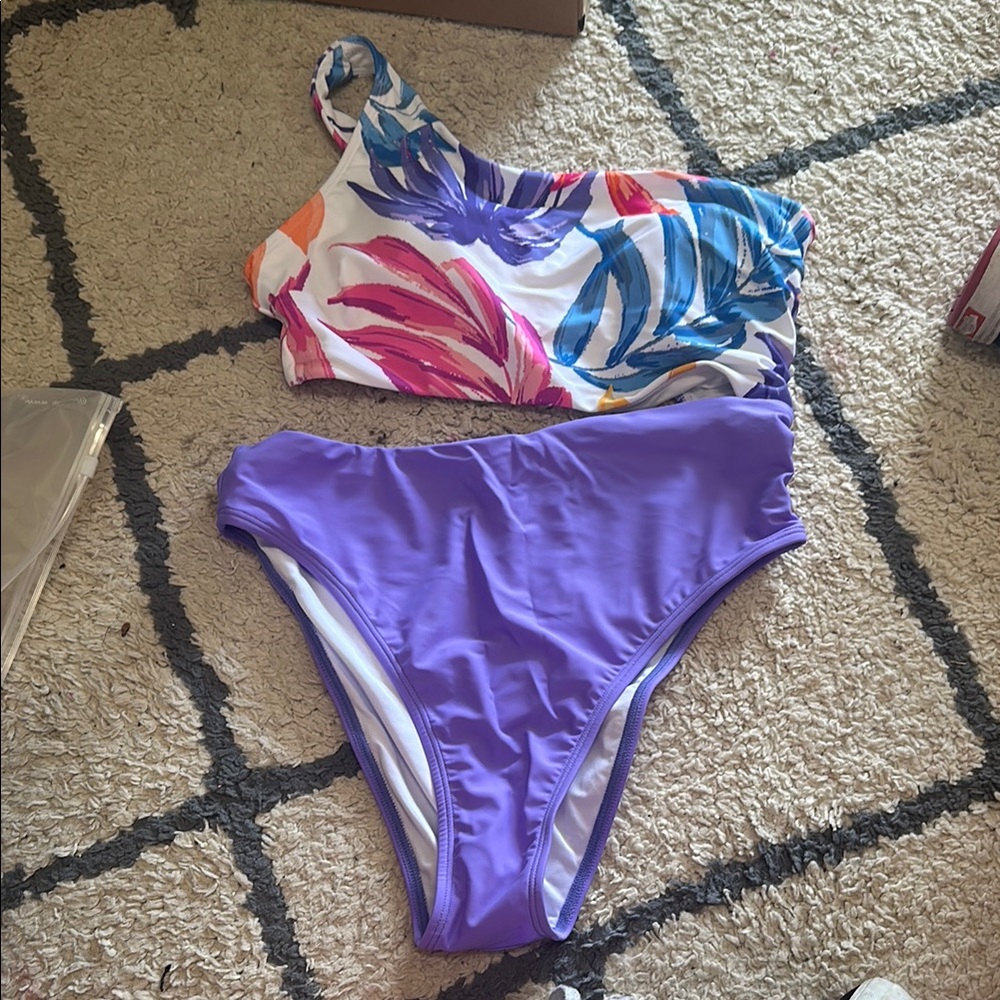 Cupshe Purple and White One Piece Swimwear